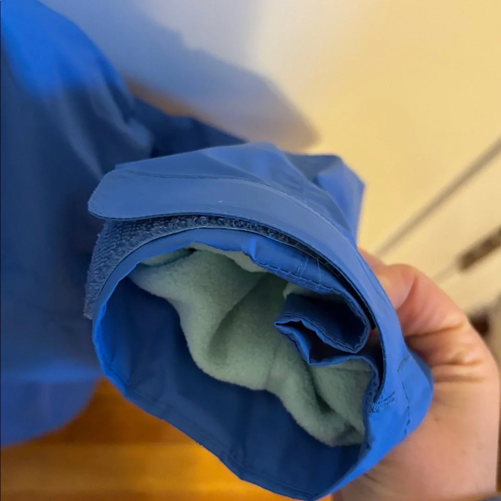 Vineyard Vines Women's Stow & Go Hooded Rain Coat Jacket in Crystal Blue Small - Picture 5 of 7